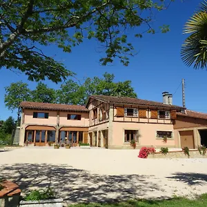 gite-la-saubolle-a-marciac.midi-pyreneeshotels.com/